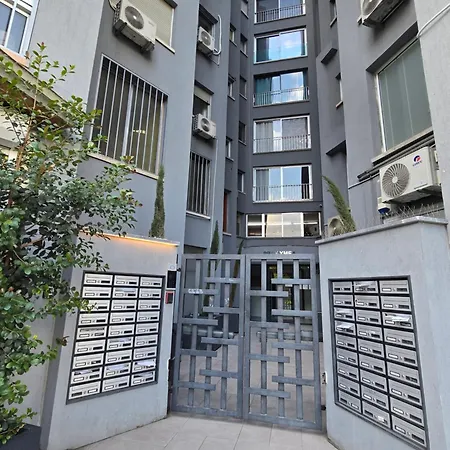1 On The 1st Line Apartment *